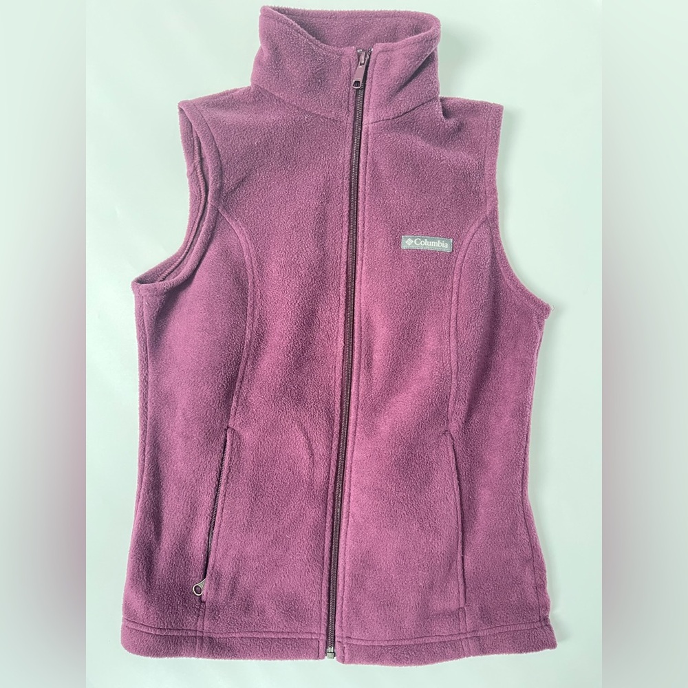 Columbia size small purple fleece vest